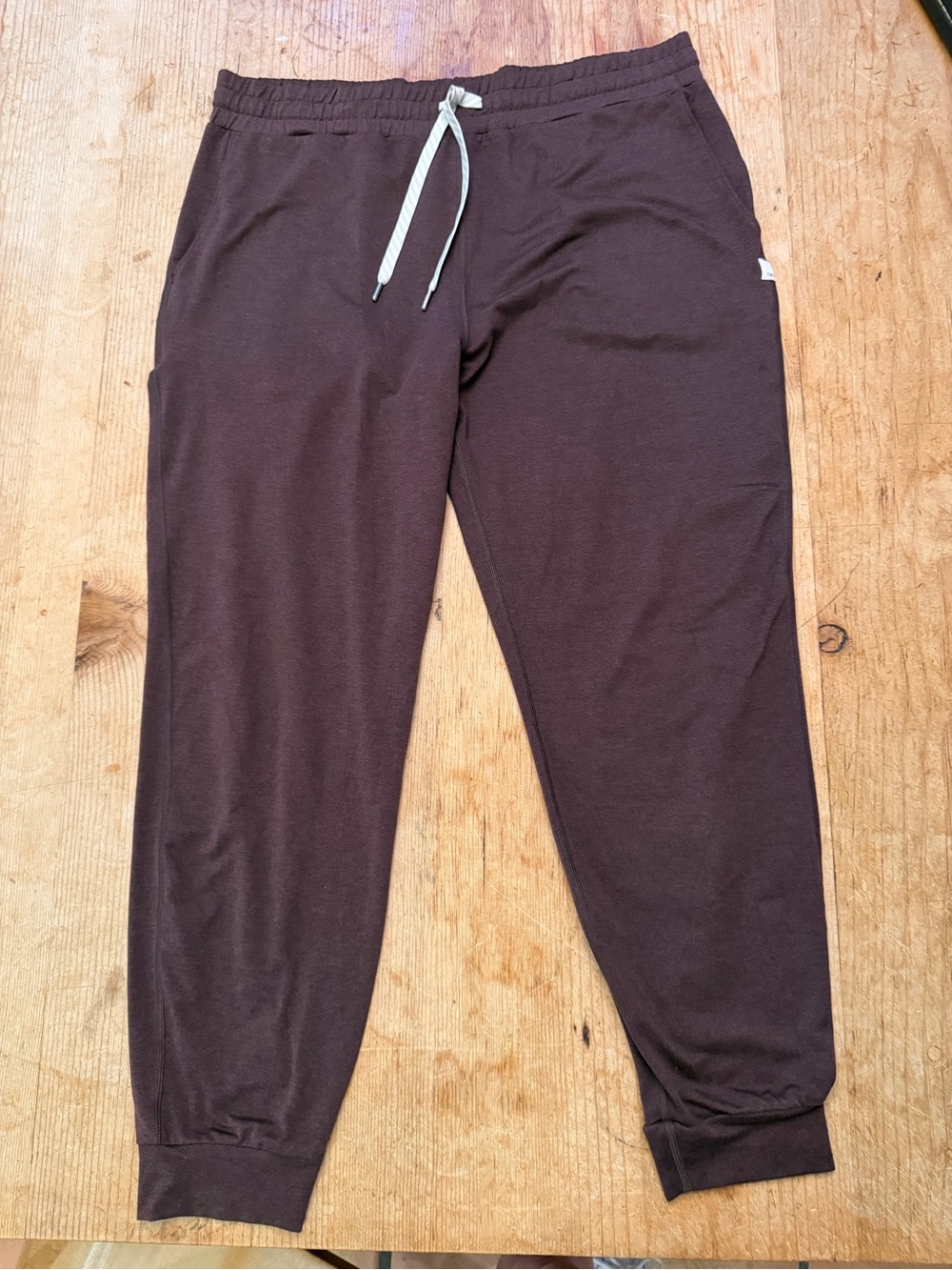 Vuori Women's Brown Track Joggers